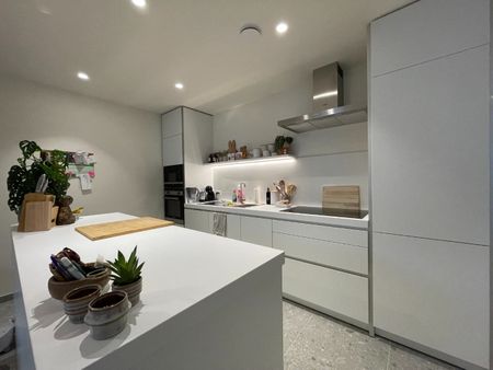 Nieuw luxe appartement centrum Roeselare te huur - Foto 3