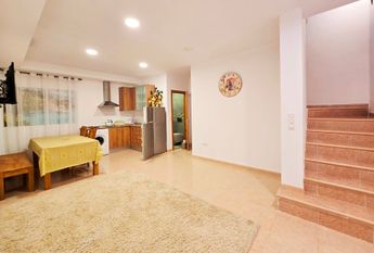 LONG TERM RENTAL Beautiful villa with sea views for rent in Benissa coast with 5 bedrooms.