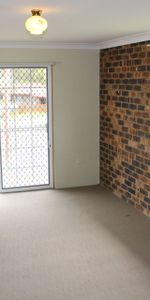 Centrally Located - Top Three Bedroom Apartment - Water & Lawns Included - Photo 4