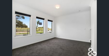 PEACEFUL, CONVENIENT & AFFORDABLE! - Photo 5