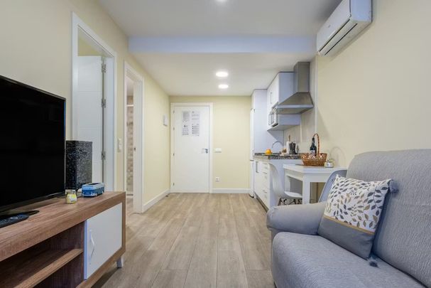 Calle Sierra Bermeja, Málaga, Andalusia 29003 - Photo 1