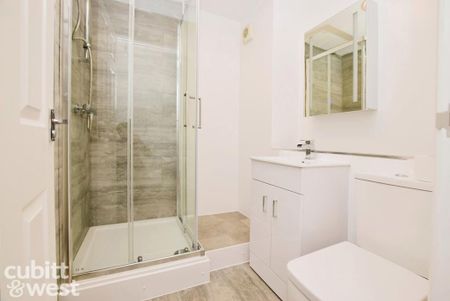 1 bedroom ground floor maisonette to rent - Photo 4