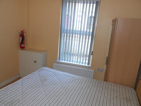Great Student House, 2 Penrose Street, Queens Quarter, Belfast, BT7 1QX - Photo 5