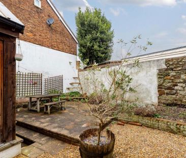 3 bedroom house to rent - Photo 2