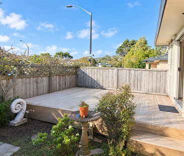 42A Horokiwi Road West, Newlands - Photo 5