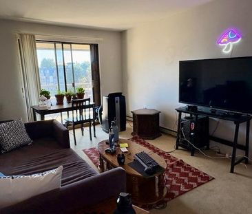 #305 45744 Spadina Avenue - Photo 1