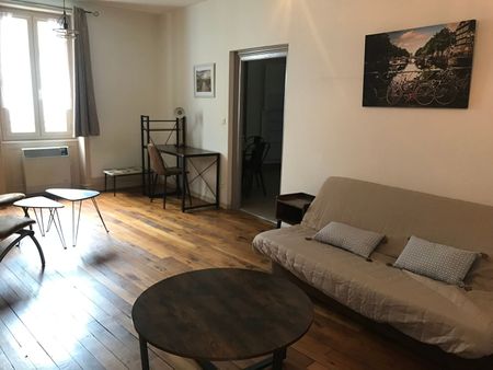 Location Appartement 1 pièce 41m² - Photo 5