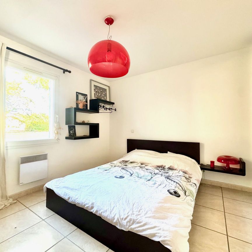 À louer Charmante maison meublée de plain-pied à Vacqueyra - Photo 1