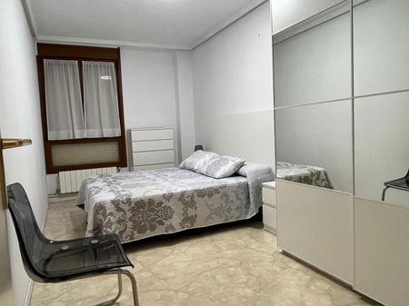 Piso de alquiler en Los Corrales de Buelna - C/ la Paz, 2, Los Corrales de Buelna - Photo 3