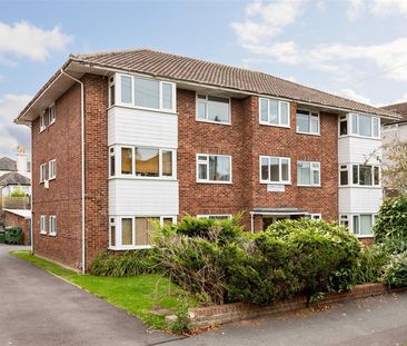 Victoria Road, Worthing - Photo 1