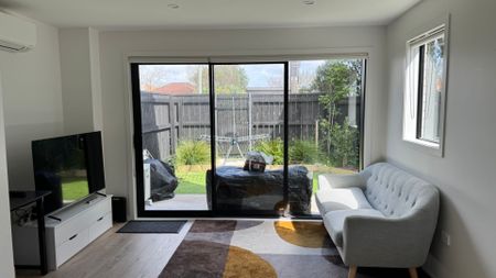 Modern, Sunny, Private and Fully Fenced Townhouse - Photo 3