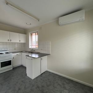 7/66 Lillimur Road, Ormond VIC 3204 - Apartment For Rent | Domain - Photo 2