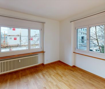 "Zentrale Wohnung Nähe Autobahn, Stadtzentrum & Bahnhof" - Photo 1