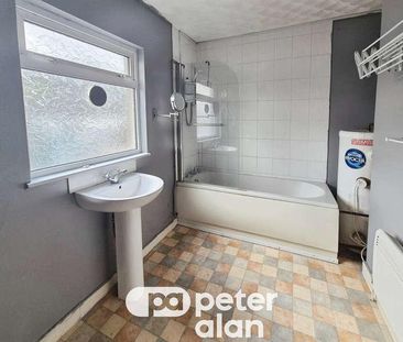 Commercial Street, Risca, Newport, NP11 - Photo 4