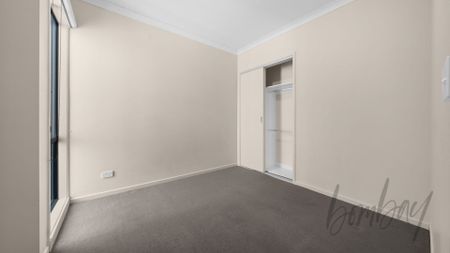 Charming 3-Bedroom, 2-Bathroom Home with Low-Maintenance Yard and Modern Amenities for Rent! - Photo 3