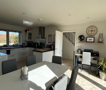 3 bedroom detached house to rent - Photo 6