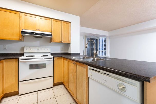 For Lease - 155 Beecroft Road Unit# 1016, Toronto, Ontario - Photo 1