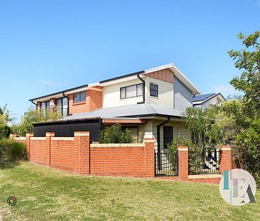 Lovely Home in Shell Cove - Photo 2