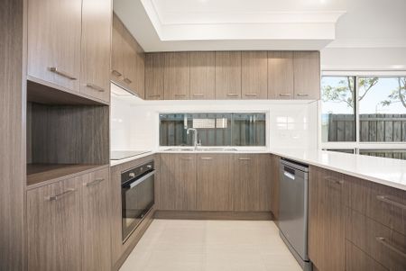 Contemporary Comfort in a Connected Box Hill Setting - Photo 3