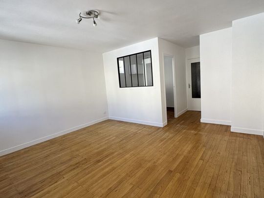 Appartement - 1 pièce - 31,41 m² - Saint-Étienne - Photo 1