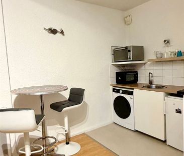 Location Appartement 1 pièce 27m² CHAMALIERES 63400 - Photo 4