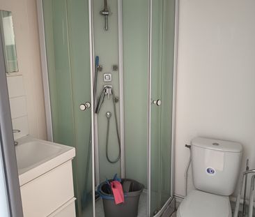 Location Appartement 1 pièce 12m² CLERMONT FERRAND 63100 - Photo 2