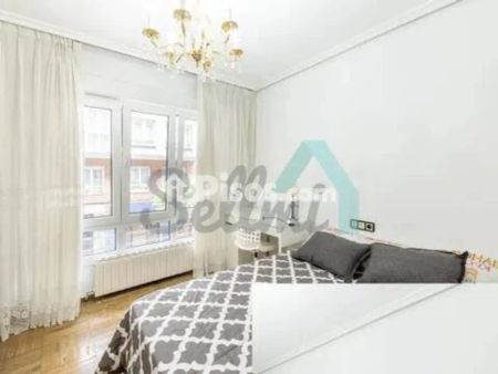 Piso en alquiler en Centro - Foto 4