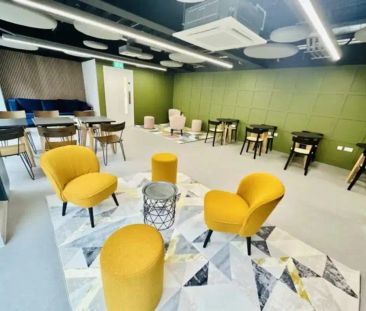 Studio (Top Floor) - Photo 1