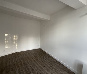 VALREAS, appartement de type2 39,9m2 - Photo 2