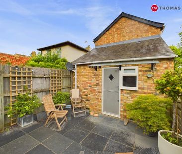 2 bedroom detached house to rent - Photo 3