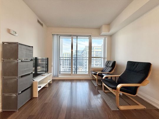 For Lease - 370 Highway 7 N/A Unit# 825, Richmond Hill, Ontario - Photo 1