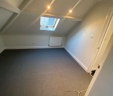 2 Bed Flat, Gunnersbury Avenue, W5 - Photo 6