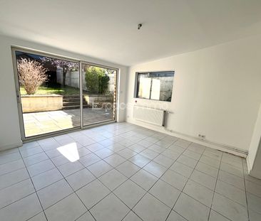 Location Maison 5 pièces 78m² DEVILLE LES ROUEN 76250 - Photo 4
