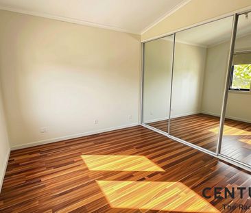 2-BEDROOM GRANNY FLAT IN A PRIME LOCATION – WALK TO BLACKTOWN CBD! - Photo 2