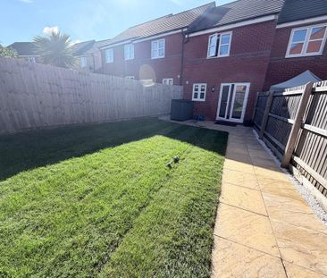 2 bedroom terraced house to rent - Photo 6