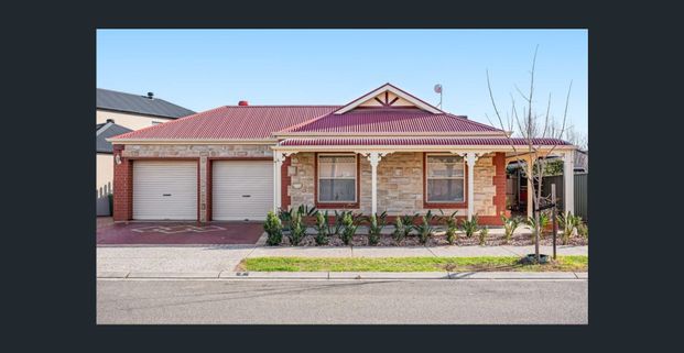 Spacious 4 Bedroom Family Home in the Heart of Mawson Lakes - Photo 1