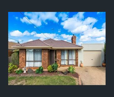 FAMILY HOME IN QUIET COURT - Photo 3