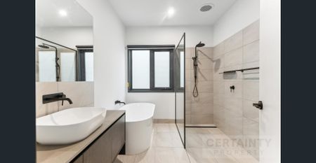 Find your Dream Pad in Pakenham - Modern, Spacious and Ready to Move In! - Photo 5