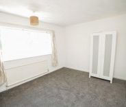 3 bed House - Detached for Rent - Photo 5