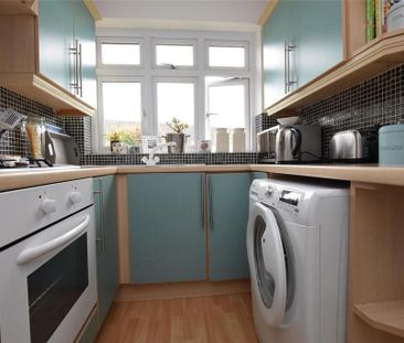 2 bedroom maisonette to rent - Photo 6