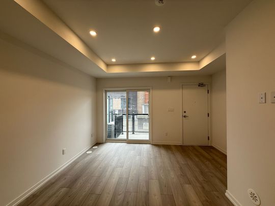 For Lease - 18 Lytham Green Circle Unit# 24, Newmarket, Ontario - Photo 1