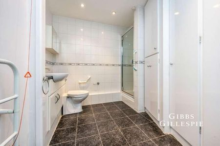 Church Lane, Pinner, HA5 - Photo 2