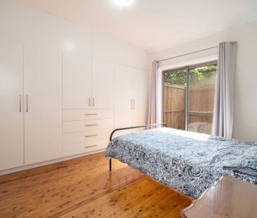 North Curl Curl, 12 Burilla Avenue - Photo 2