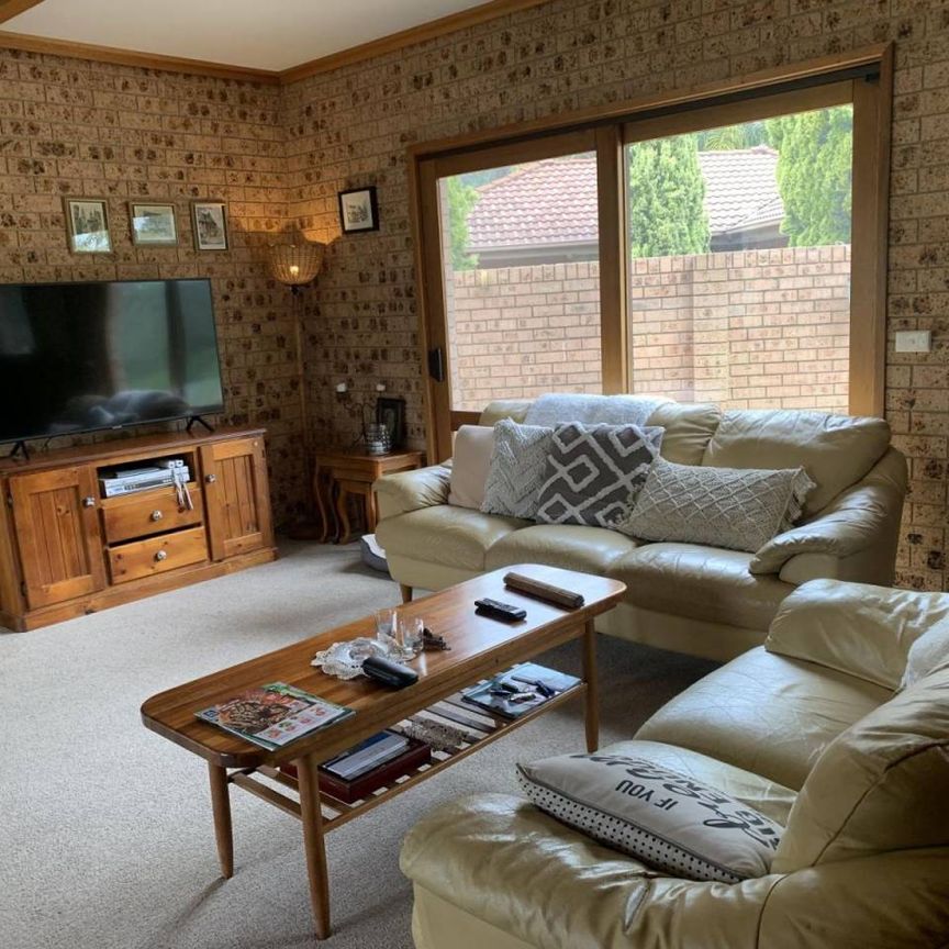 Unique Chalet style home - Photo 1