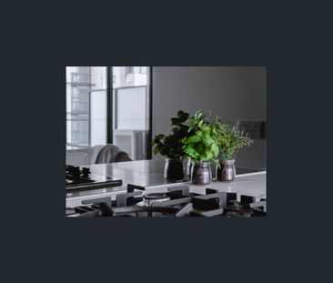 Luxury Living - Photo 3