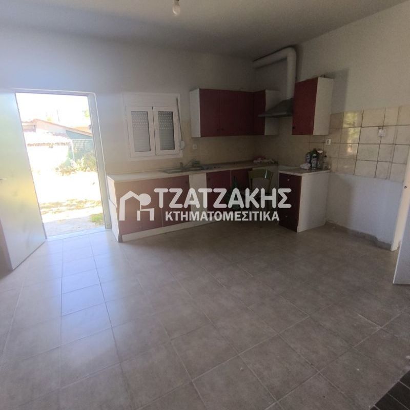 Διαμέρισμα για ενοικίαση - Νίκαια, - Φωτογραφία 1