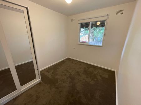 56 Yarrowlow Street - Photo 4