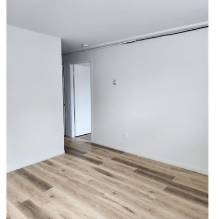 Logement a louer Grand 3 1/2 - Photo 4