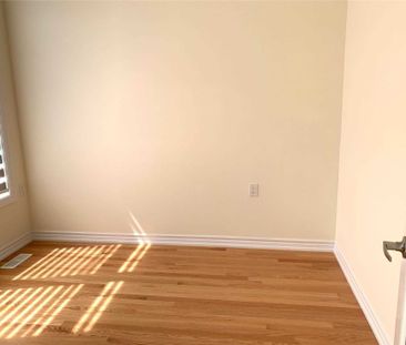 For Lease - 104 Benadir Avenue, Caledon, Ontario - Photo 2