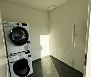 Leben mit Weitblick - Stilvolle 3.5-Zimmer-Attikawohnung im Grünen - Photo 4